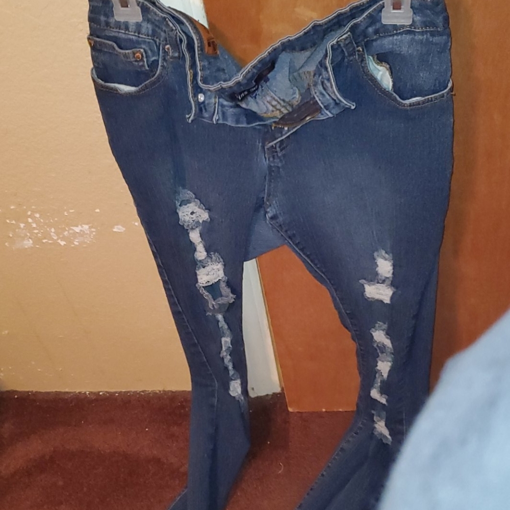 Skinny jeans with patches